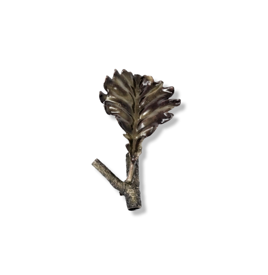 Oak Leaf Finial